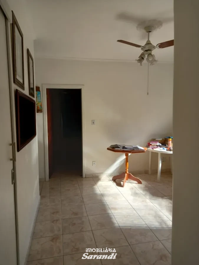 Imagem de Casa reformada com três dormitórios bairro sarandi Porto Alegre