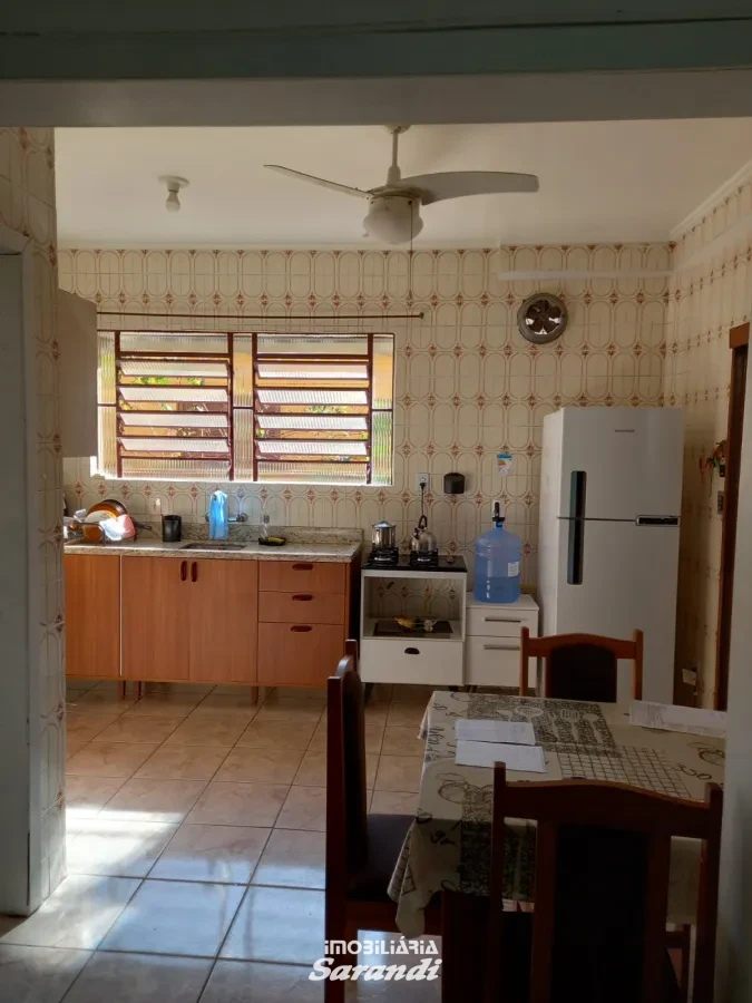 Imagem de Casa reformada com três dormitórios bairro sarandi Porto Alegre