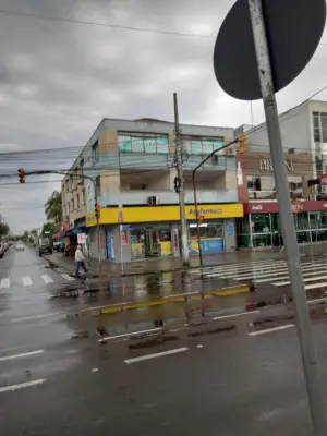 Imagem de Conjunto de cinco salas terceiro andar bairro sarandi Porto Alegre