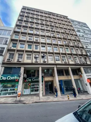 Imagem de Sala comercial primeiro andar centro de Porto Alegre, localizada no centro com área de 61,00m²