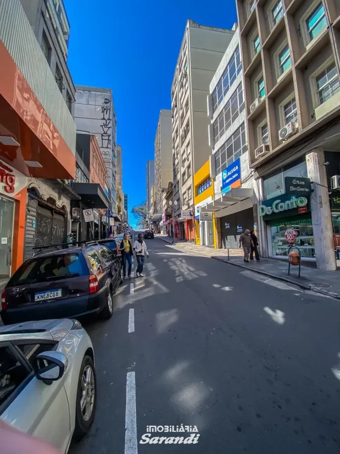Imagem de Sala comercial primeiro andar centro de Porto Alegre, localizada no centro com área de 61,00m²