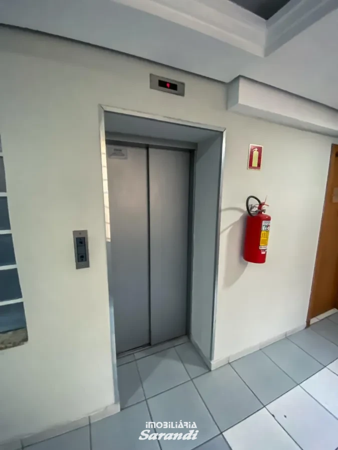 Imagem de Sala comercial primeiro andar centro de Porto Alegre, localizada no centro com área de 61,00m²