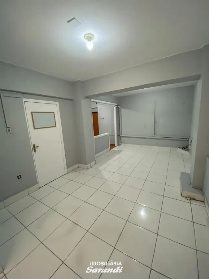 Imagem de Sala comercial primeiro andar centro de Porto Alegre, localizada no centro com área de 61,00m²