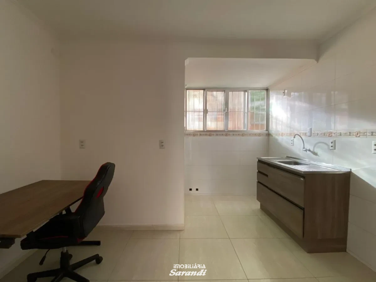 Imagem de Apartamento térreo de dois dormitórios na Rua Anita Garibaldi