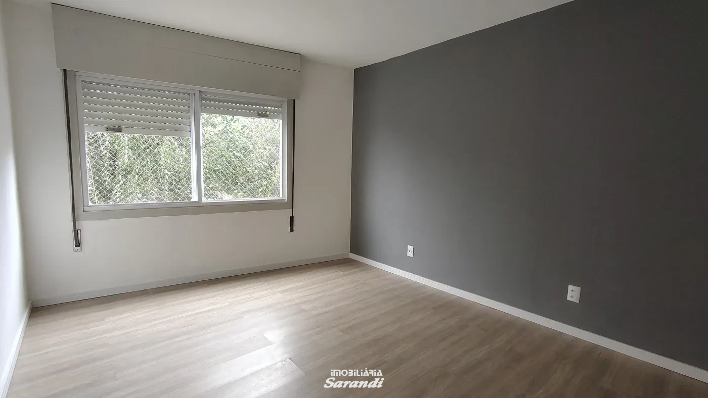 Imagem de Apartamento de três dormitórios com garagem coberta, que ACEITA VENDA POR COMPRA ASSISTIDA.