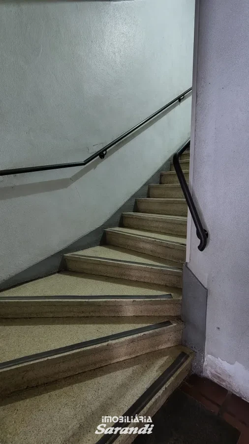 Imagem de Apartamento de três dormitórios com garagem coberta, que ACEITA VENDA POR COMPRA ASSISTIDA.