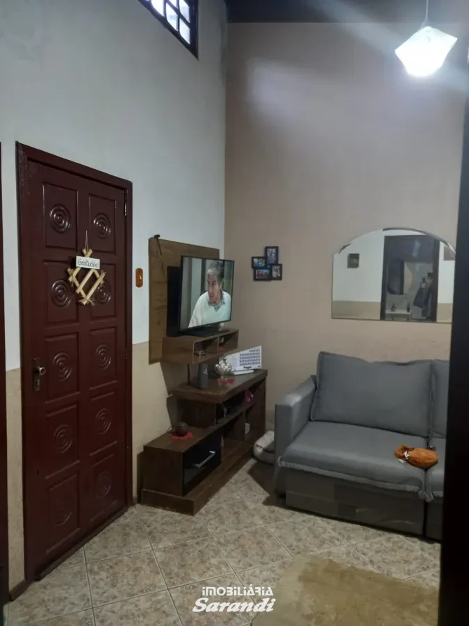 Imagem de Casa de alvenaria com três dormitórios bairro  Santa Rosa de Lima Porto Alegre