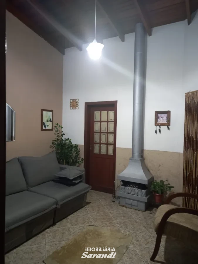 Imagem de Casa de alvenaria com três dormitórios bairro  Santa Rosa de Lima Porto Alegre