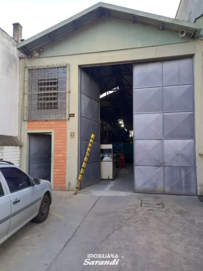 Imagem de Depósito com área de 201,00m² situado no bairro Navegantes em Porto Alegre