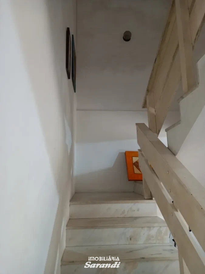 Imagem de Sobrado de alvenaria com quatro dormitórios, quatro banheiros, piscina