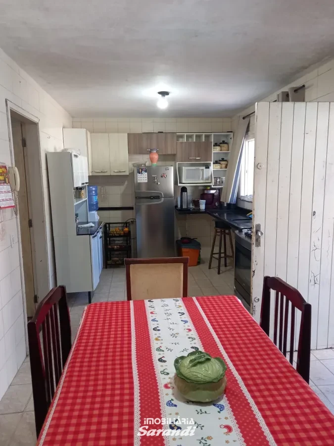 Imagem de Sobrado de alvenaria com quatro dormitórios, quatro banheiros, piscina