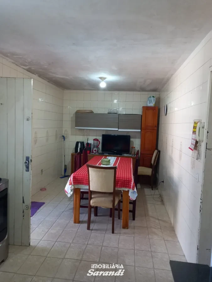 Imagem de Sobrado de alvenaria com quatro dormitórios, quatro banheiros, piscina