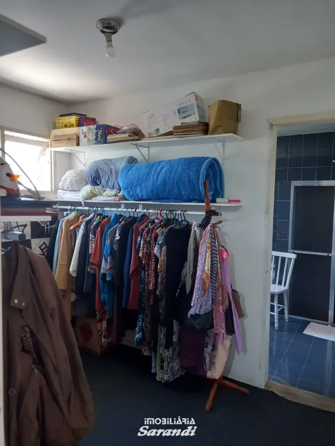 Imagem de Sobrado de alvenaria com quatro dormitórios, quatro banheiros, piscina