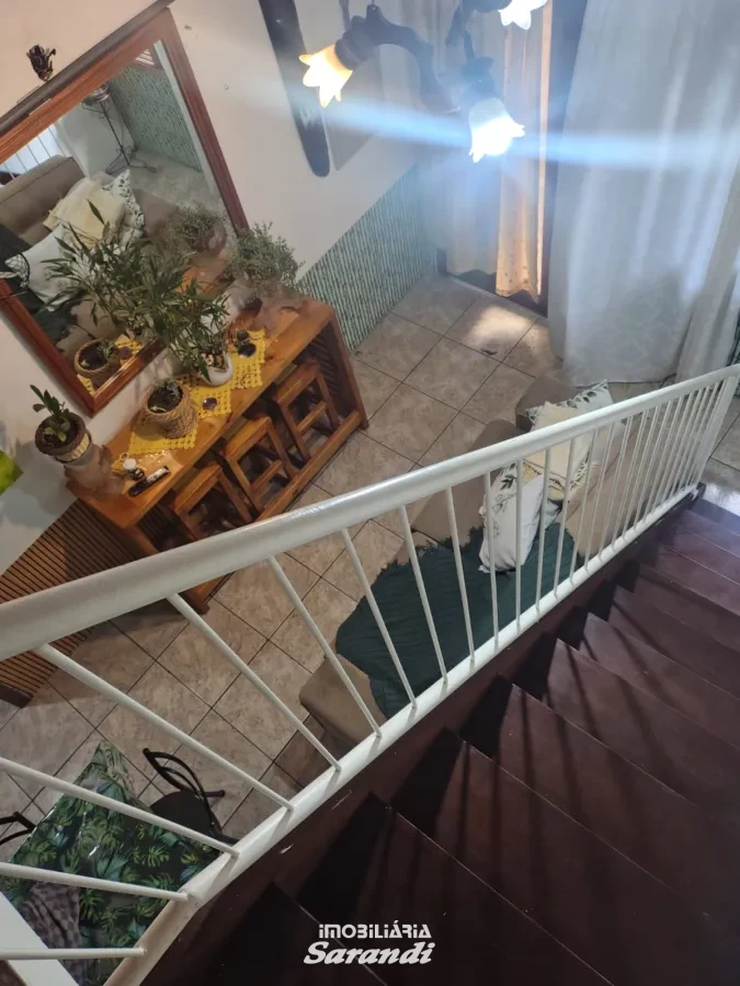 Imagem de Casa de Alvenaria com três dormitórios com garagem situada no bairro Costa e Silva Porto Alegre