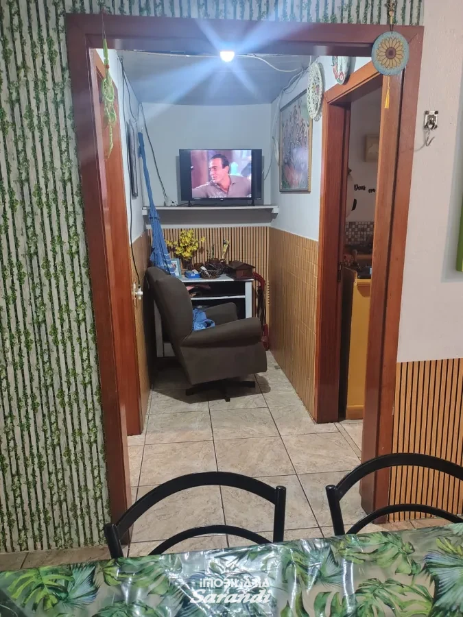 Imagem de Casa de Alvenaria com três dormitórios com garagem situada no bairro Costa e Silva Porto Alegre