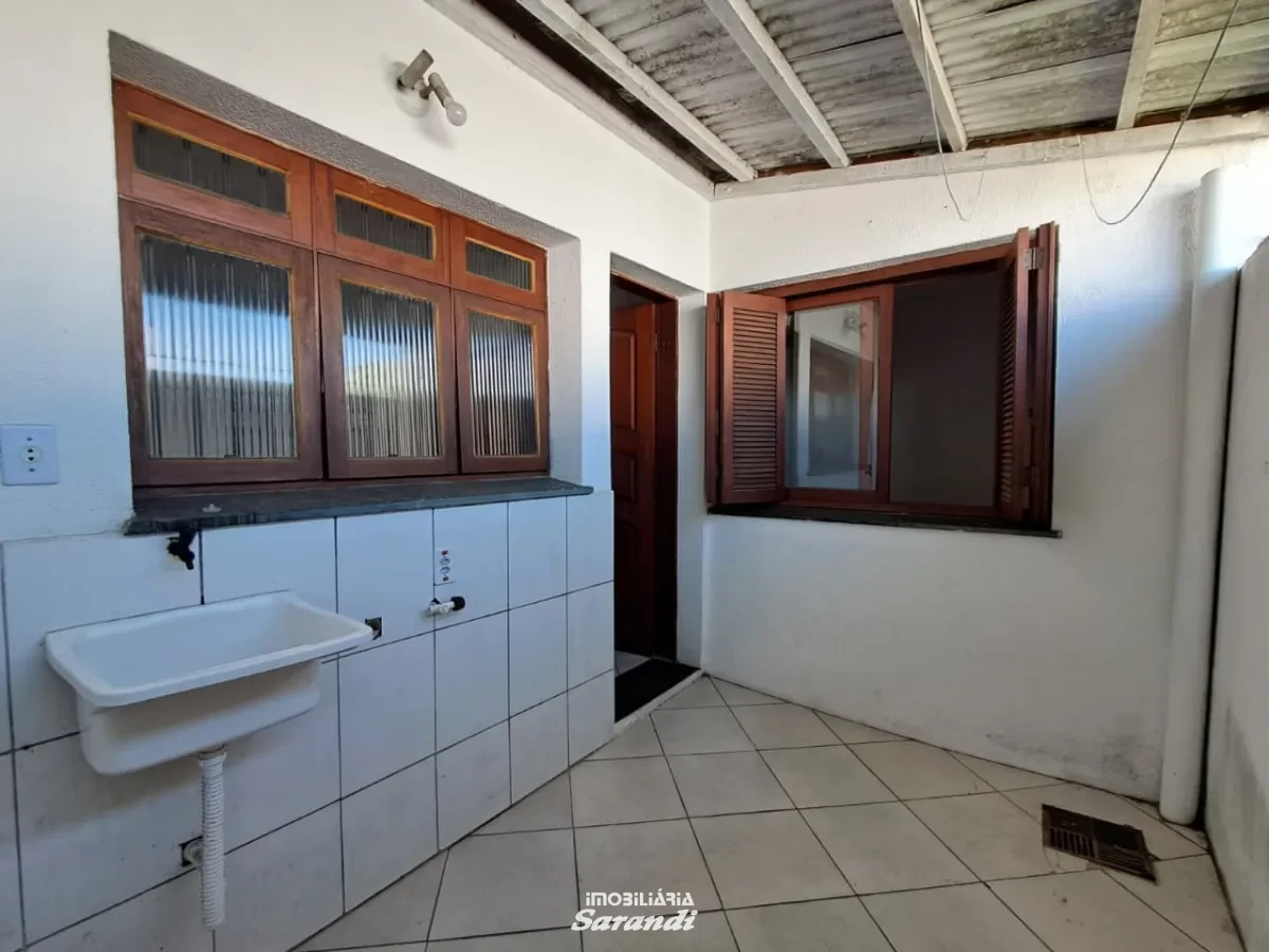 Imagem de Apartamento térreo com 03 dormitórios sendo um deles suíte.