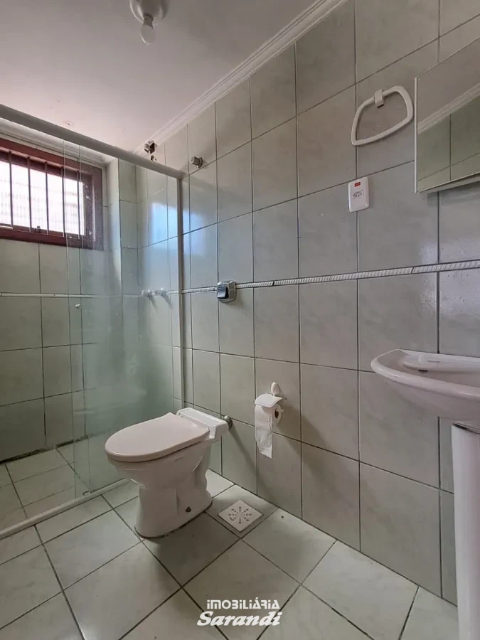 Imagem de Apartamento térreo com 03 dormitórios sendo um deles suíte.