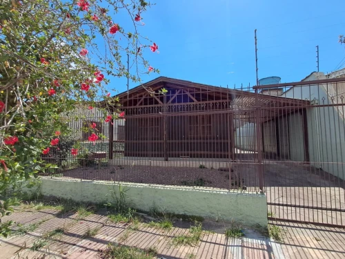 Imagem de Sala, cozinha, banheiro, área de serviço com banheiro