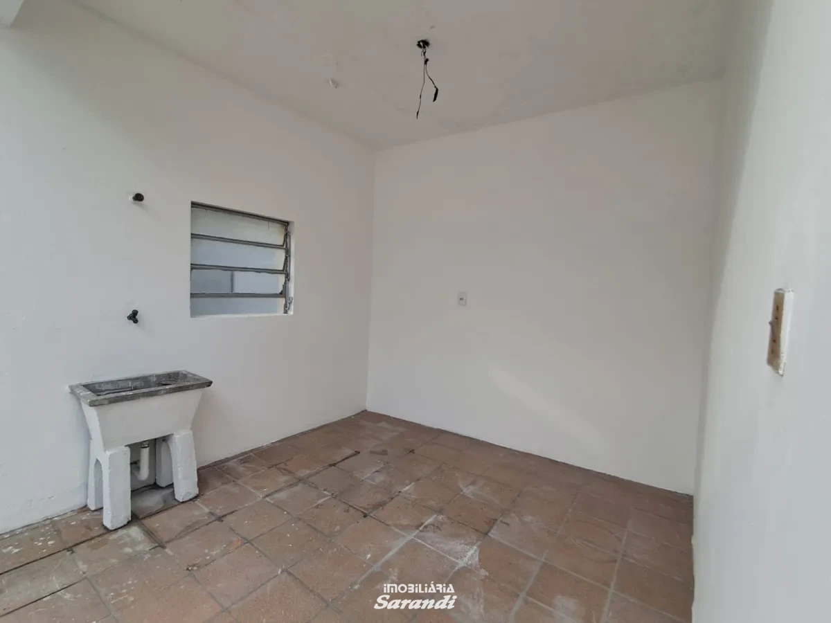 Imagem de Conjunto comercial de frente com duas salas, cozinha, banheiro