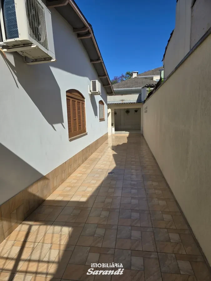 Imagem de EXELENTE OPORTUNIDADE, casa de alvenaria semi- mobiliada, três dormitórios Bairro Minuano Porto Alegre