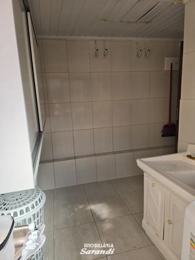 Imagem de EXELENTE OPORTUNIDADE, casa de alvenaria semi- mobiliada, três dormitórios Bairro Minuano Porto Alegre