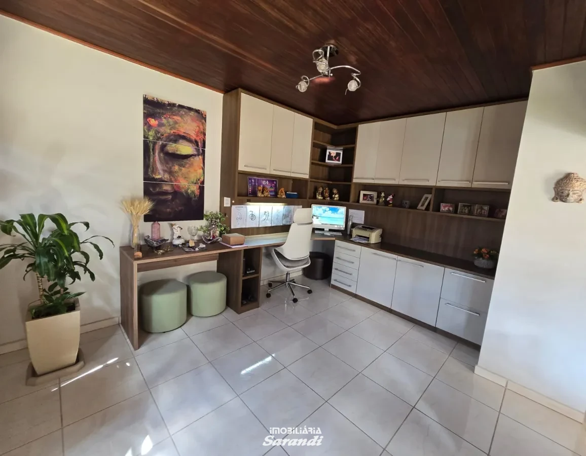 Imagem de EXELENTE OPORTUNIDADE, casa de alvenaria semi- mobiliada, três dormitórios Bairro Minuano Porto Alegre