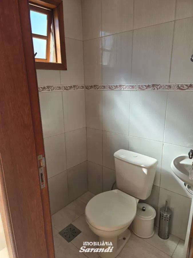 Imagem de EXELENTE OPORTUNIDADE, casa de alvenaria semi- mobiliada, três dormitórios Bairro Minuano Porto Alegre