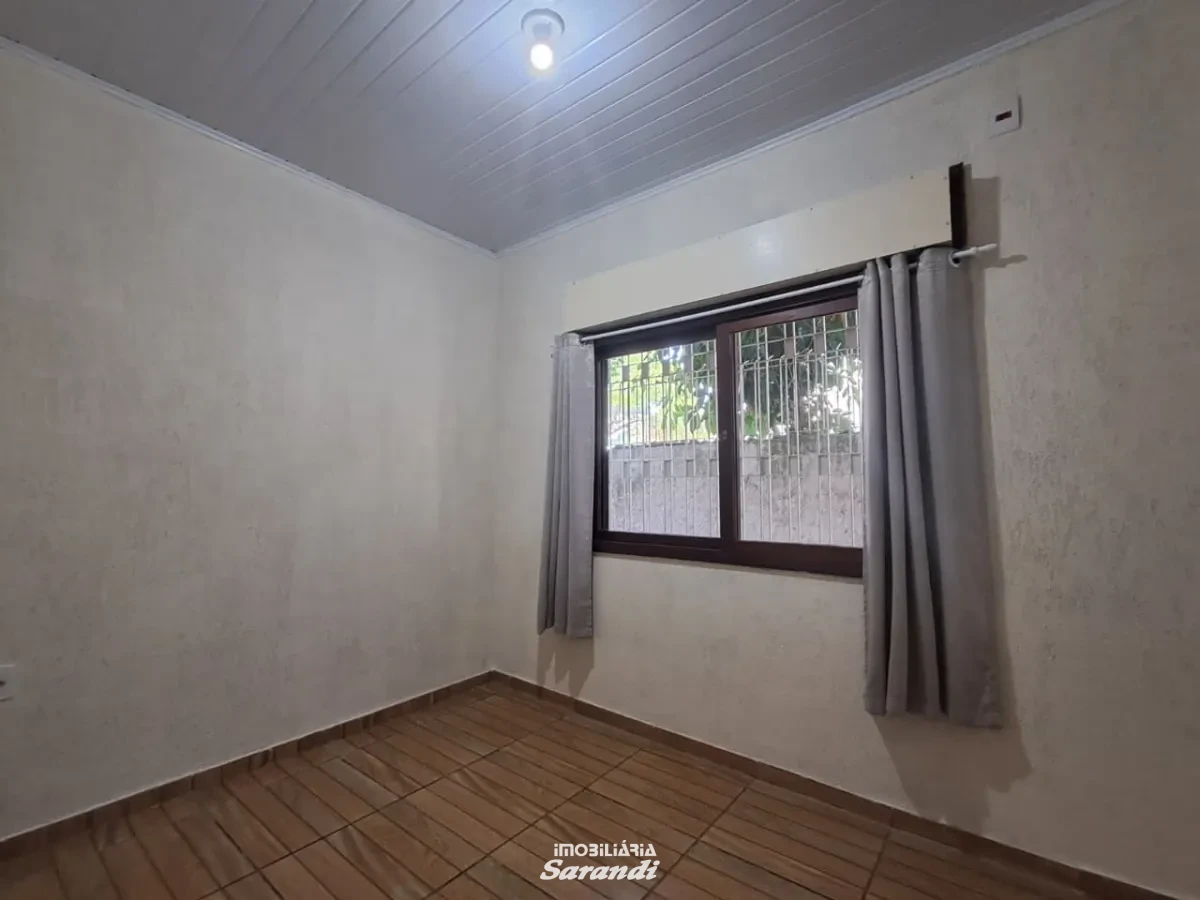 Casa de alvenaria com dois dormitórios - Sarandi, Porto Alegre [4174]