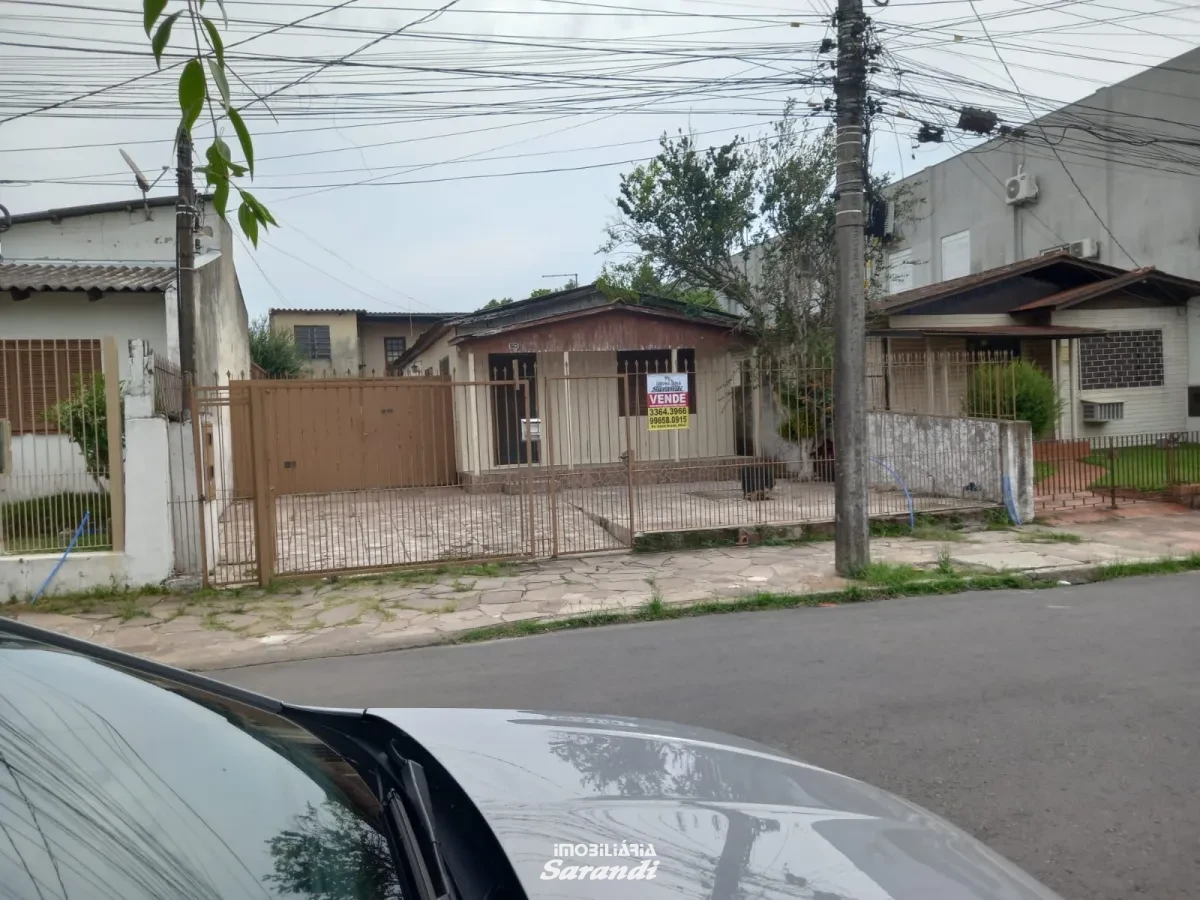 Terreno próximo da avenida Assis Brasil com área de 300,00m² tendo 10,00 metros de frente - Sarandi, Porto Alegre [4177]