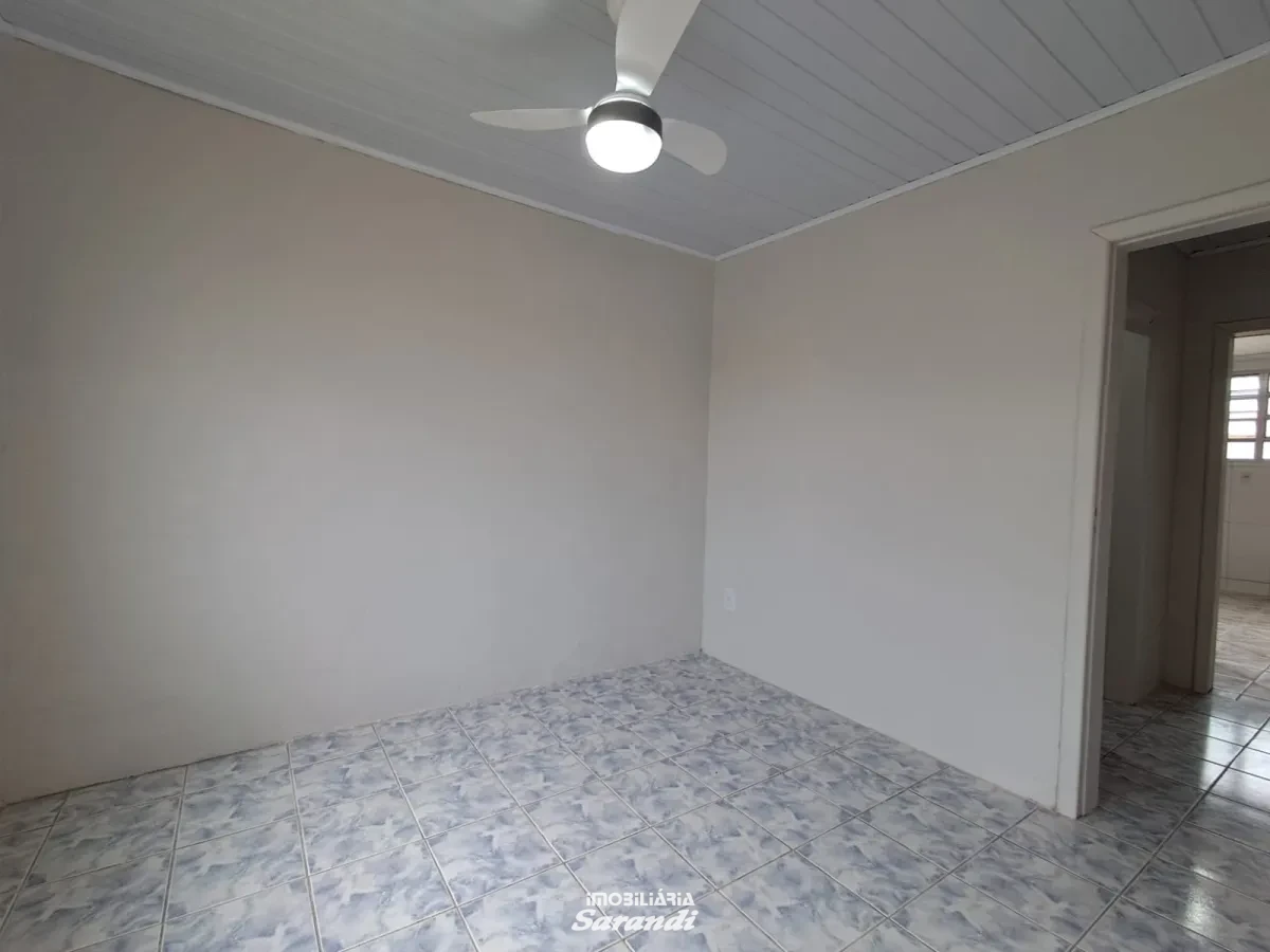 Casa de alvenaria dois dormitórios piscina quiosqui e peça nos fundos com churrasqueira - Sarandi, Porto Alegre [4187]