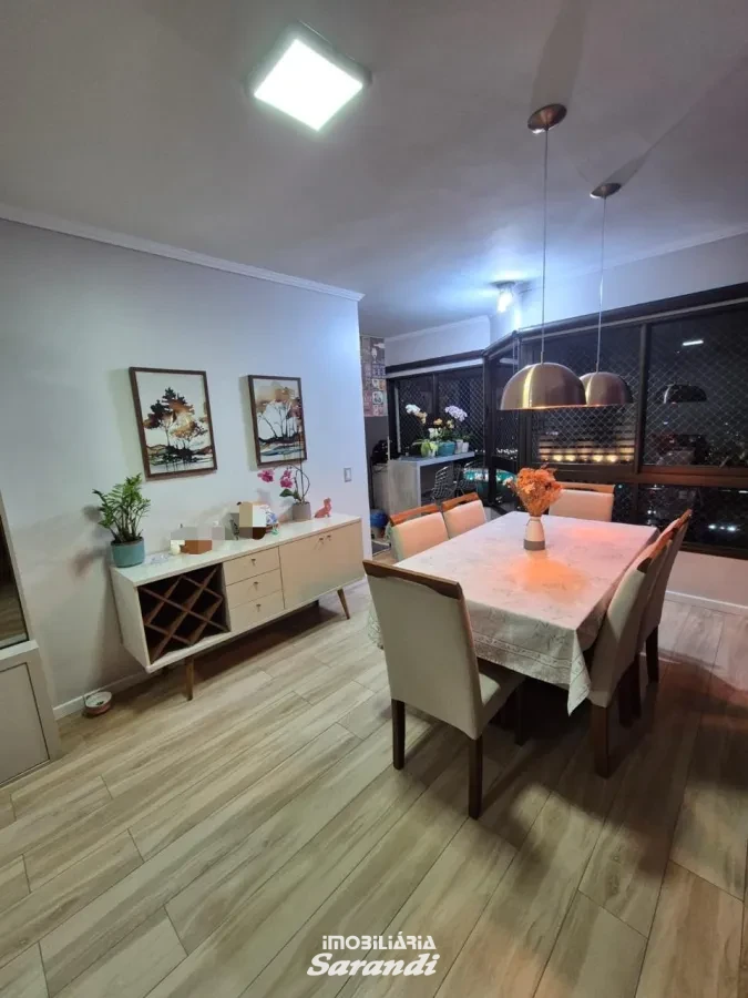 Apartamento 3 dormitórios, suíte, vista e 2 vagas lado a lado no bairro Vila Ipiranga - Vila Ipiranga, Porto Alegre [4188]