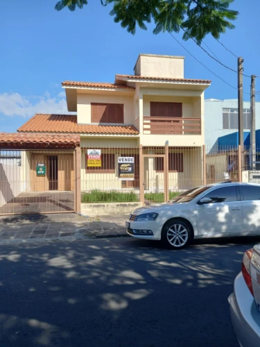 Imagem de Sobrado de alvenaria com dois dormitórios bairro sarandi Porto Alegre