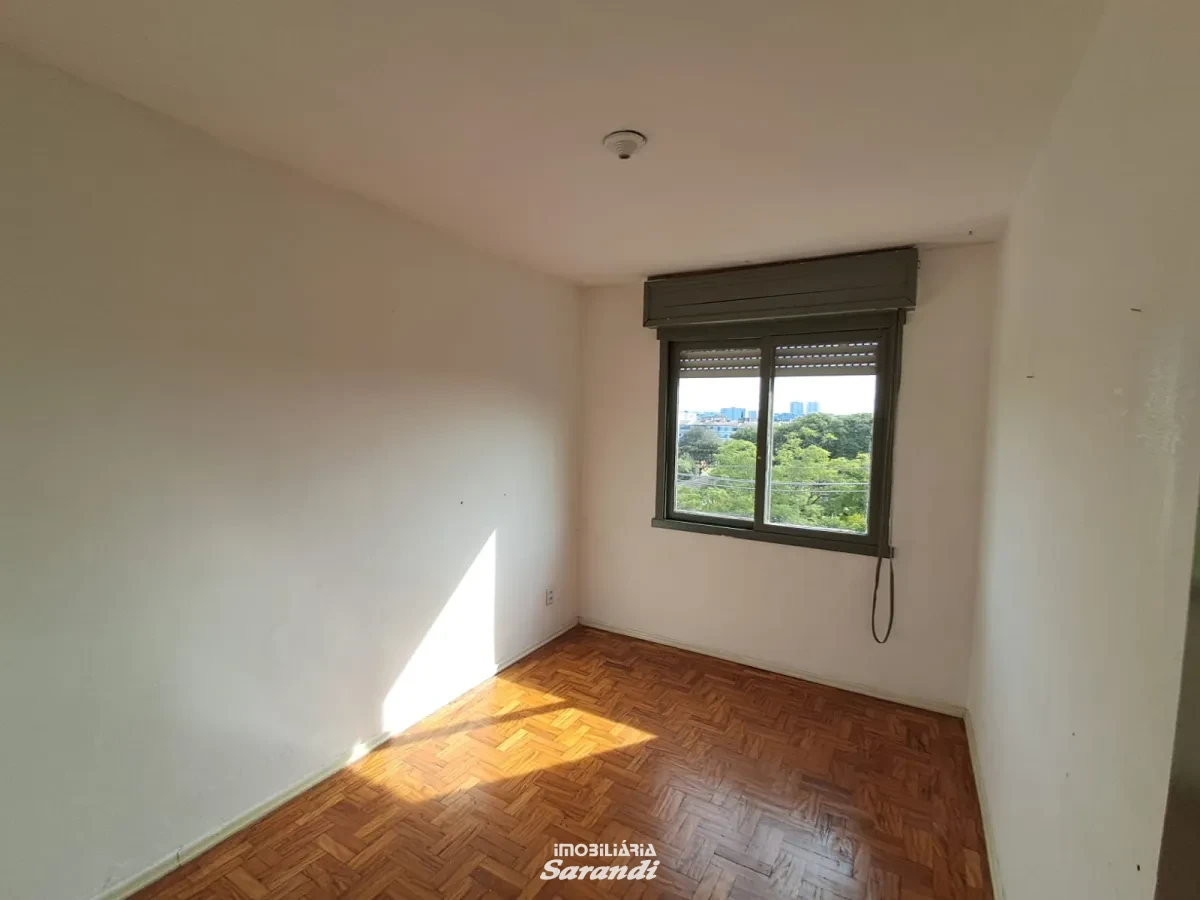 Apartamento dois dormitórios no 4° andar - Jardim Leopoldina, Porto Alegre [837]