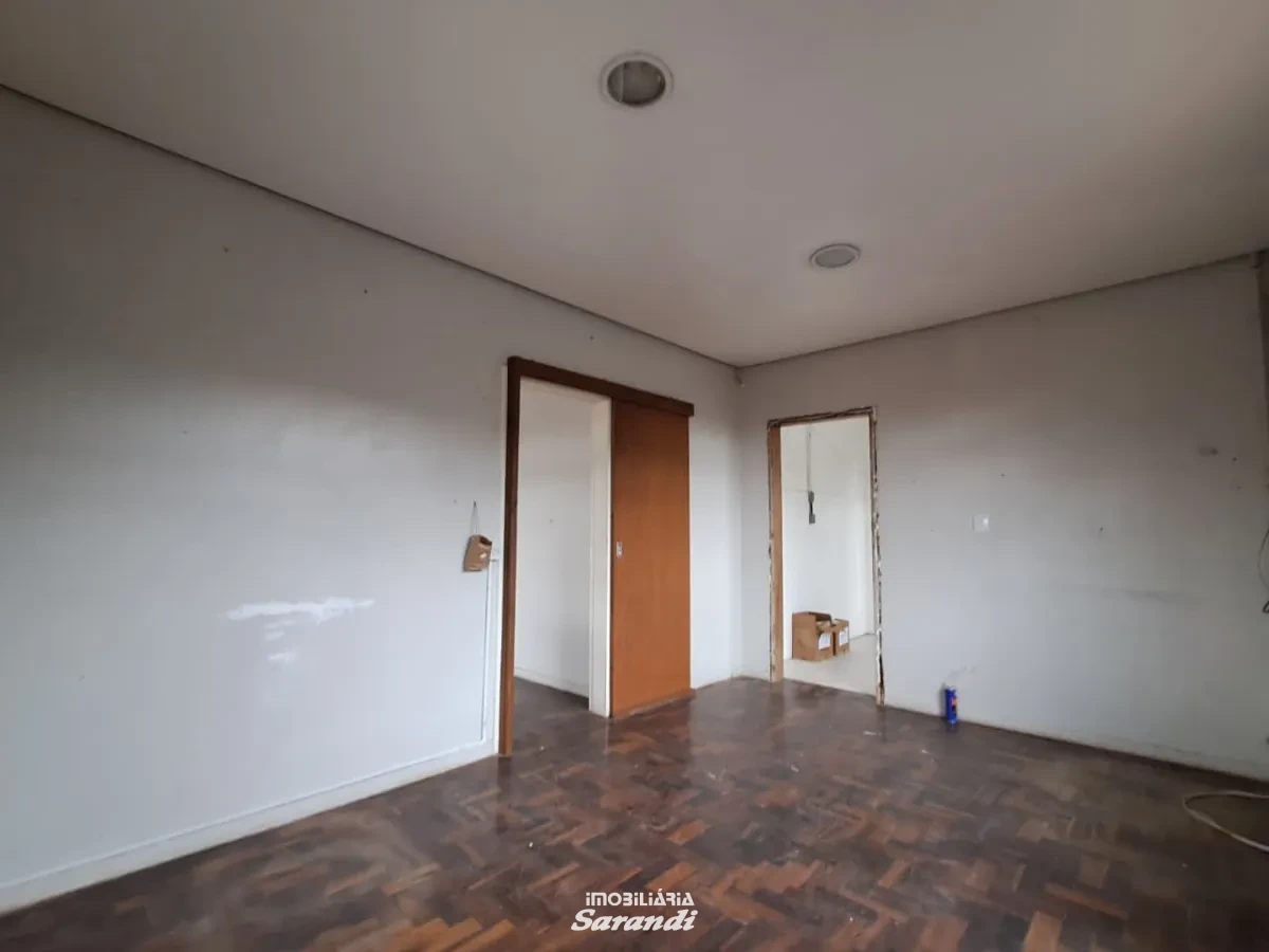 Casa comercial com 5 salas e casa auxiliar - Passo da Areia, Porto Alegre [1047]