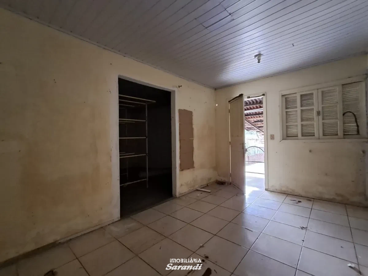Casa comercial com 5 salas e casa auxiliar - Passo da Areia, Porto Alegre [1047]