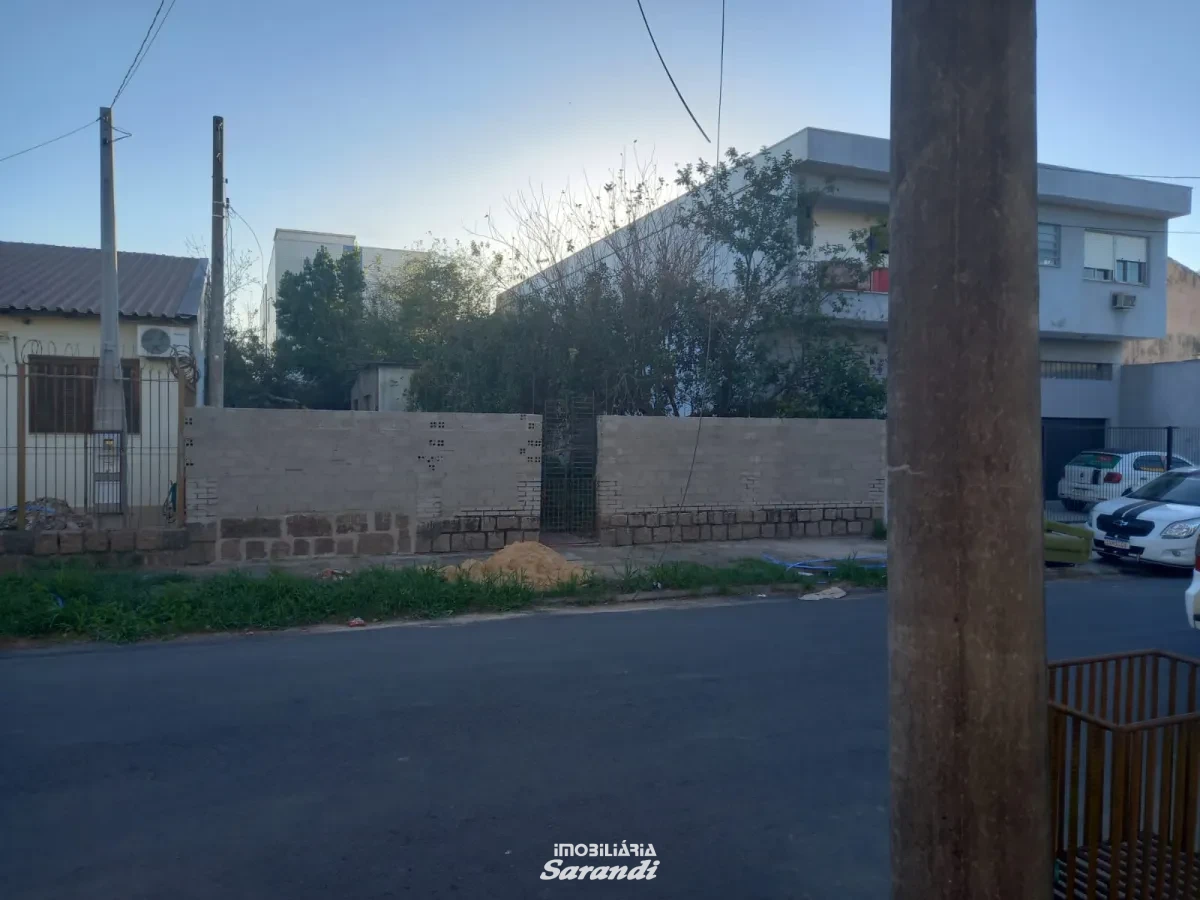 Terreno com 300,00m² bairro sarandi com frente de 10,00 metros a três quadras da Avenida Assis Brasil - Sarandi, Porto Alegre [4202]