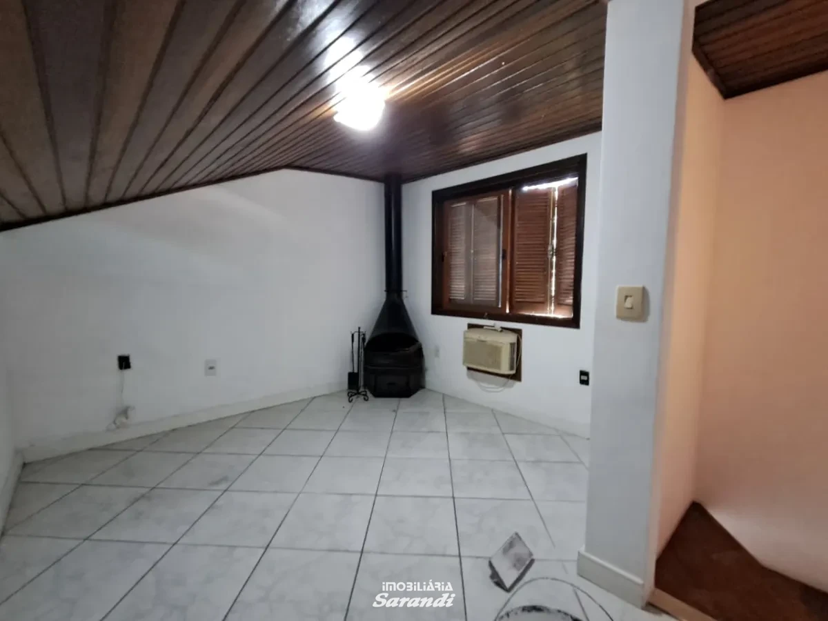Sobrado em condomínio de 3 dormitórios no bairro Sarandi com vaga. - Sarandi, Porto Alegre [4208]