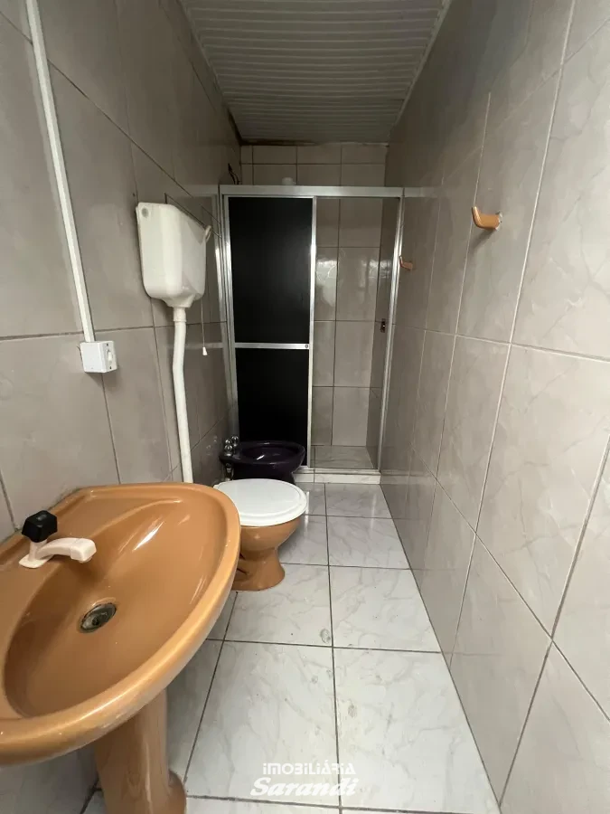 Casa (fundos) com 02 dormitórios, cozinha, sala e banheiro. - Sarandi, Porto Alegre [2836]