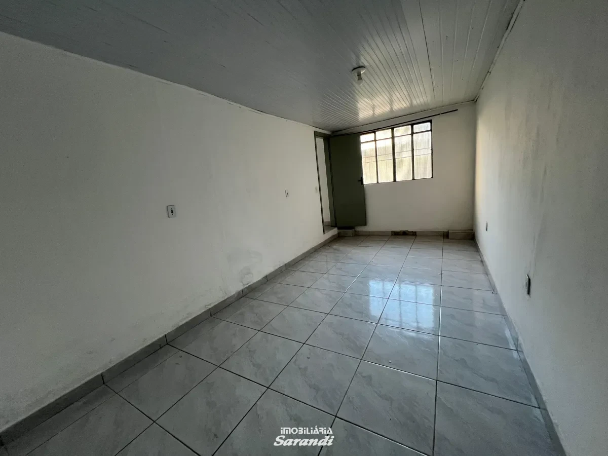 Casa (fundos) com 02 dormitórios, cozinha, sala e banheiro. - Sarandi, Porto Alegre [2836]