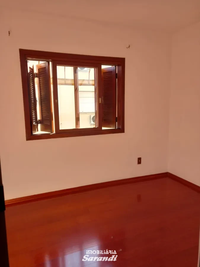 Aconchegante apartamento reformado, um dormitório a uma quadra do shopping Centerlar - Sarandi, Porto Alegre [4233]