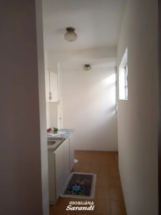 Aconchegante apartamento reformado, um dormitório a uma quadra do shopping Centerlar - Sarandi, Porto Alegre [4233]