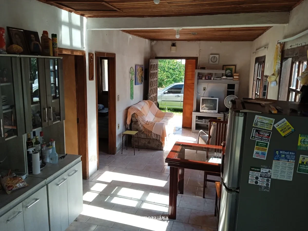 APROVEITE A OPORTUNIDADE: Casa de alvenaria nas seguintes condições: com área aproximada de 100,00m² com dois dormitórios ambos com suítes, sala estar jantar integradas juntamente com a cozinha Bairro Costa e Silva Porto Alegre - Costa e Silva, Porto Alegre [4234]