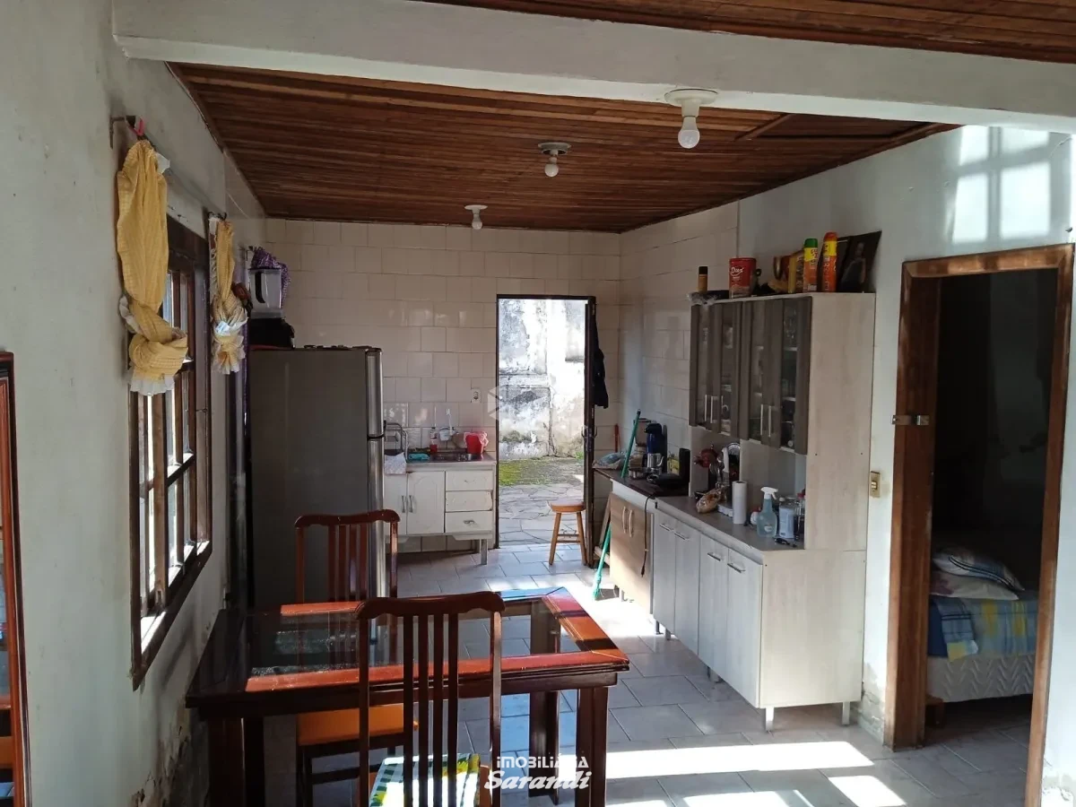 APROVEITE A OPORTUNIDADE: Casa de alvenaria nas seguintes condições: com área aproximada de 100,00m² com dois dormitórios ambos com suítes, sala estar jantar integradas juntamente com a cozinha Bairro Costa e Silva Porto Alegre - Costa e Silva, Porto Alegre [4234]