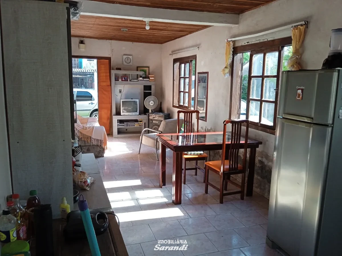 APROVEITE A OPORTUNIDADE: Casa de alvenaria nas seguintes condições: com área aproximada de 100,00m² com dois dormitórios ambos com suítes, sala estar jantar integradas juntamente com a cozinha Bairro Costa e Silva Porto Alegre - Costa e Silva, Porto Alegre [4234]