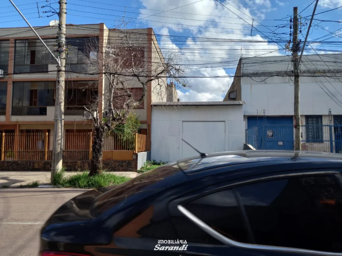 Terreno Bairro Navegantes com área de 485,10m² muito bem localizado em rua movimentada e com grande fluxo de veículos - São João, Porto Alegre [4242]