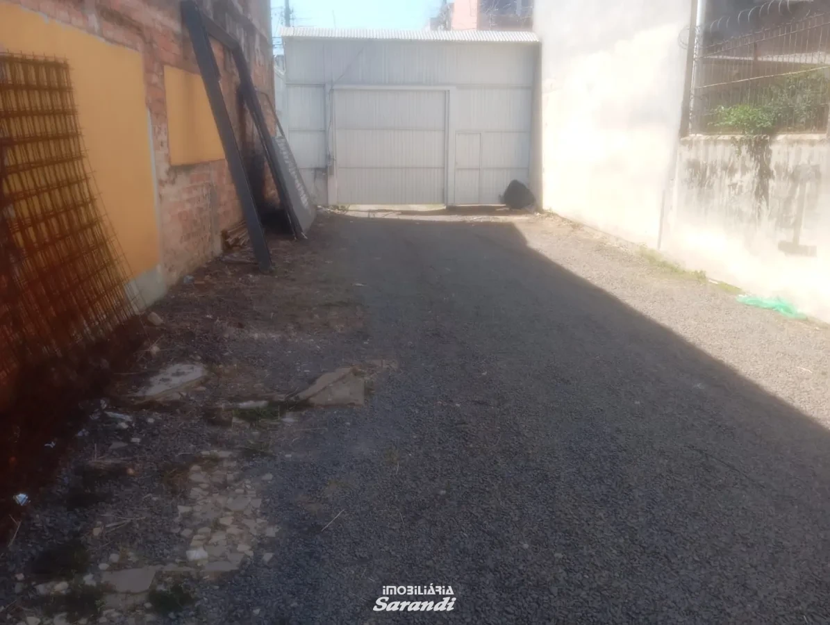 Terreno Bairro Navegantes com área de 485,10m² muito bem localizado em rua movimentada e com grande fluxo de veículos - São João, Porto Alegre [4242]