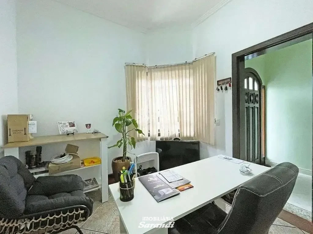 EXELENTE OPORTUNIDADE PARA NEGOCIAÇÃO, Sobrado área de 268,12m² quatro dormitórios, duas suítes closet bairro sarandi Porto Alegre - Sarandi, Porto Alegre [4244]