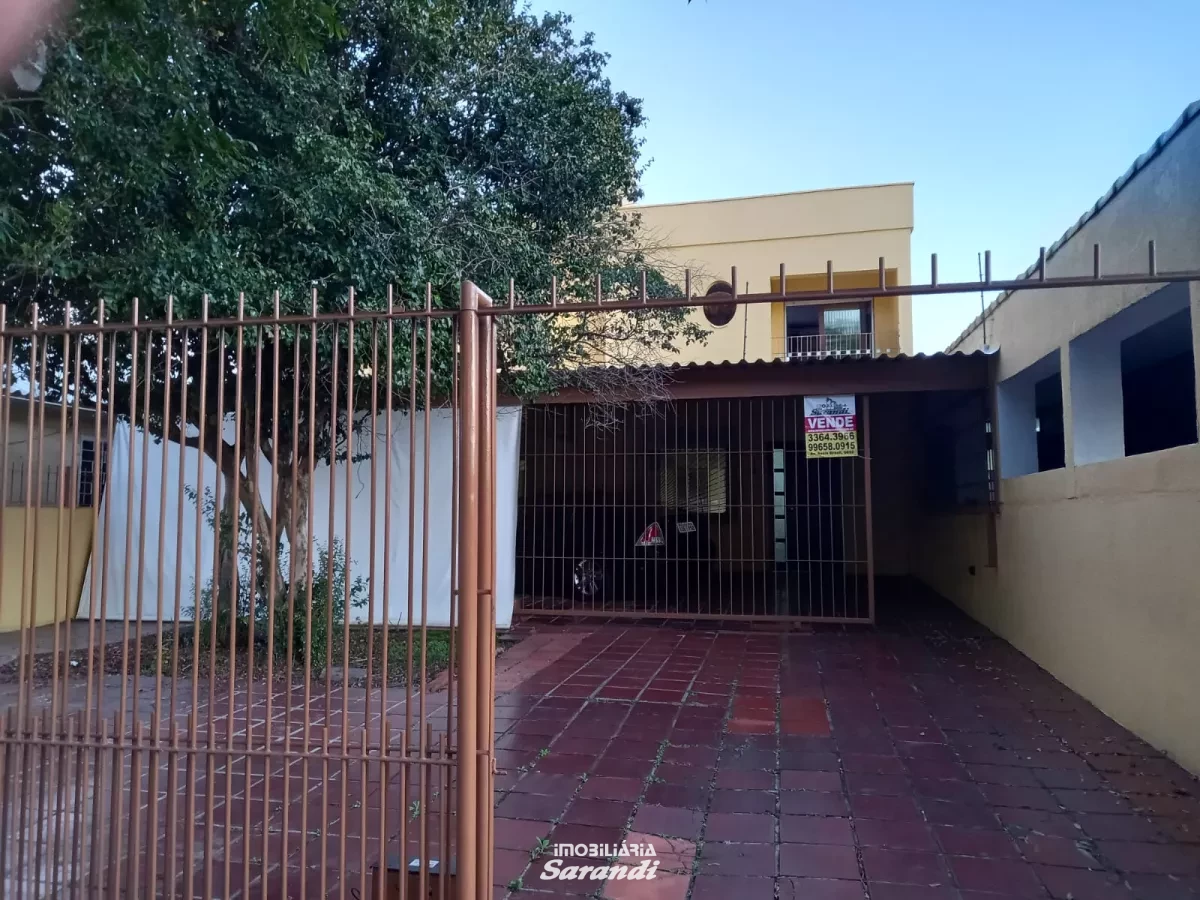 Sobrado de alvenaria com área de 187,93m² com dois dormitórios ambos com suíte bairro sarandi Porto Alegre - Sarandi, Porto Alegre [4250]