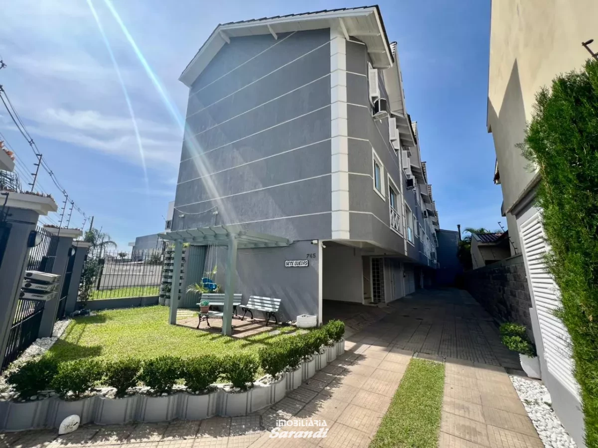 Sobrado em condominio fechado três dormitórios com garagem coberta bairro sarandi Porto Alegre - Sarandi, Porto Alegre [4251]
