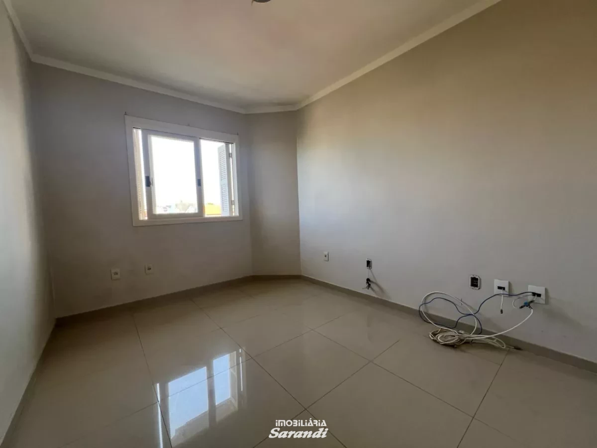 Sobrado em condominio fechado três dormitórios com garagem coberta bairro sarandi Porto Alegre - Sarandi, Porto Alegre [4251]